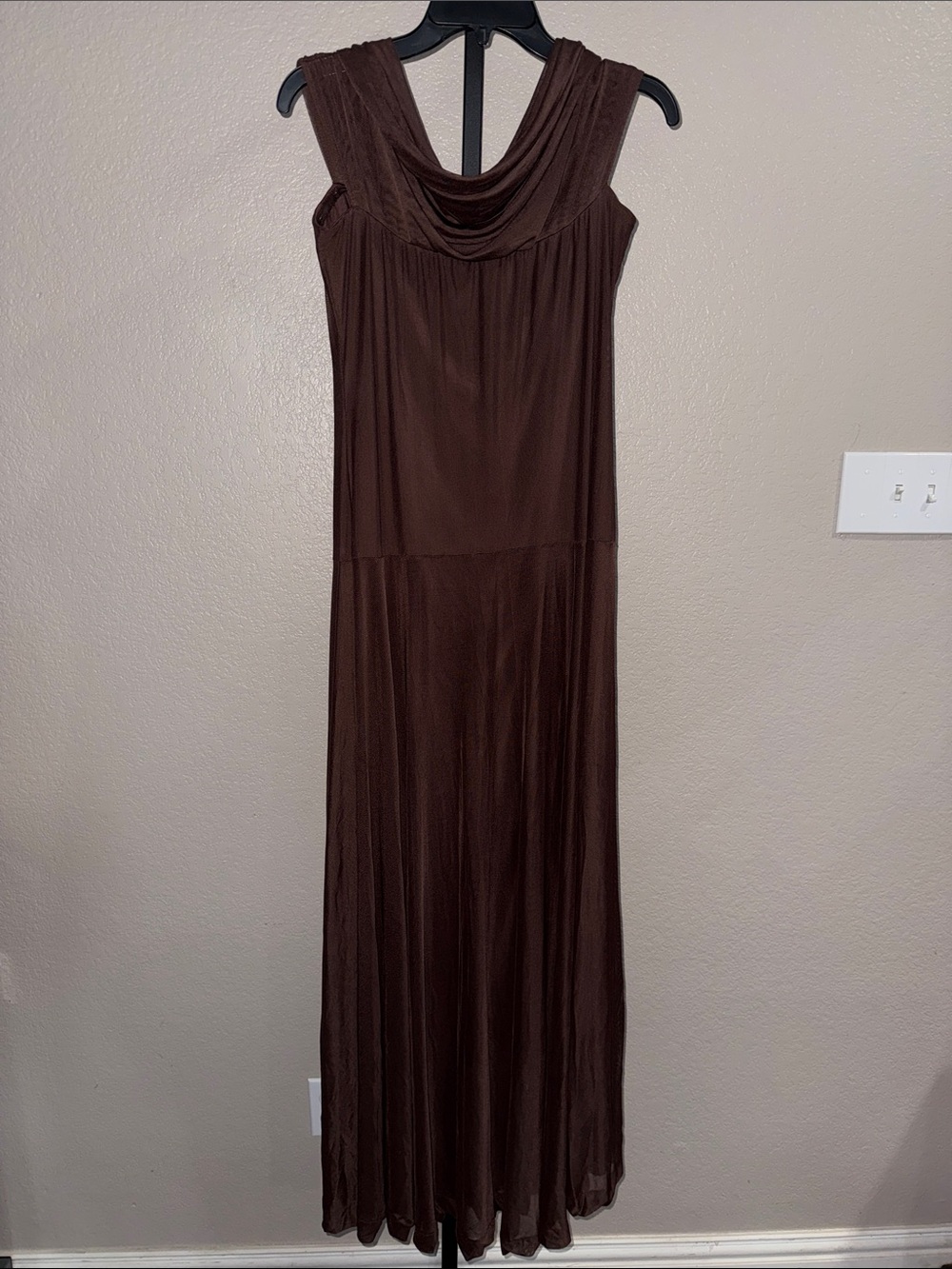 Brown Sleeveless Event Maxi Dress S/M